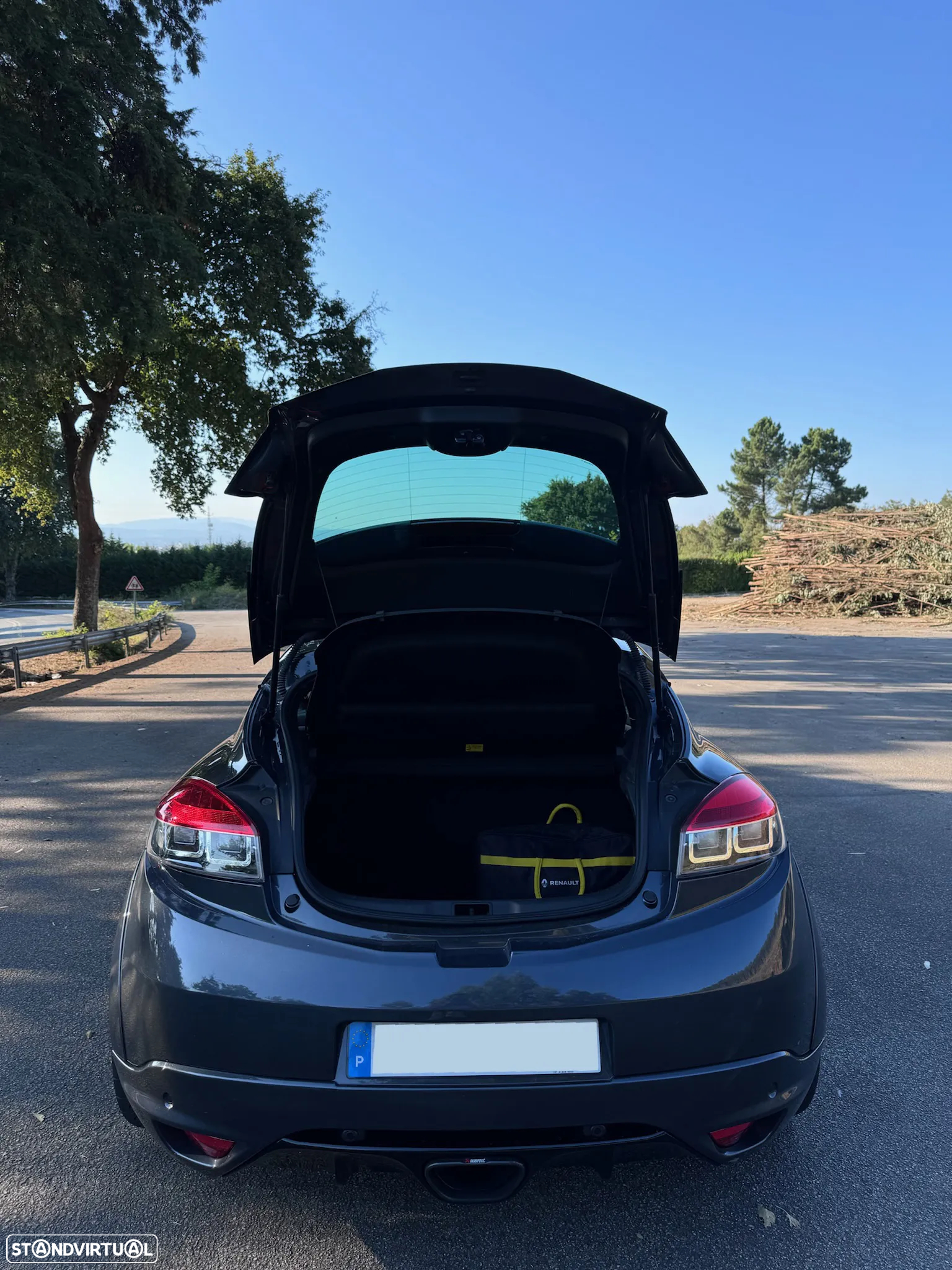 Renault Mégane Coupe TCe 275 R.S. Trophy - 10