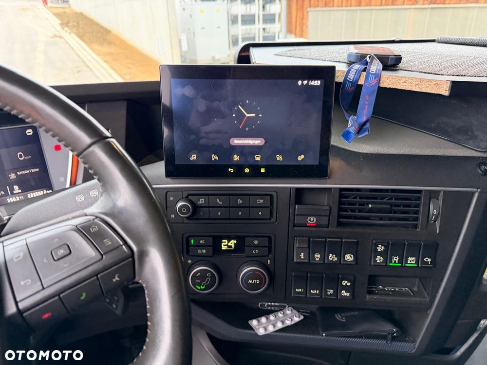 Volvo FH 500 EURO 6 !!!/RUCHOMA PODŁOGA STAS 2024/ACC/CAŁE NA PODUCHACH/KLIMA POSTOJOWA/RETARDER/NAVIGACJA/Z NIEMIEC - 14