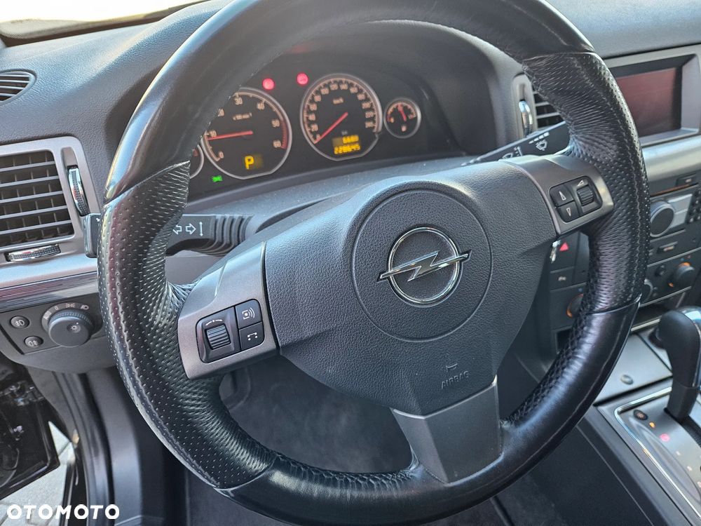 Opel Vectra 1.9 CDTI DPF Automatik Cosmo Plus - 25