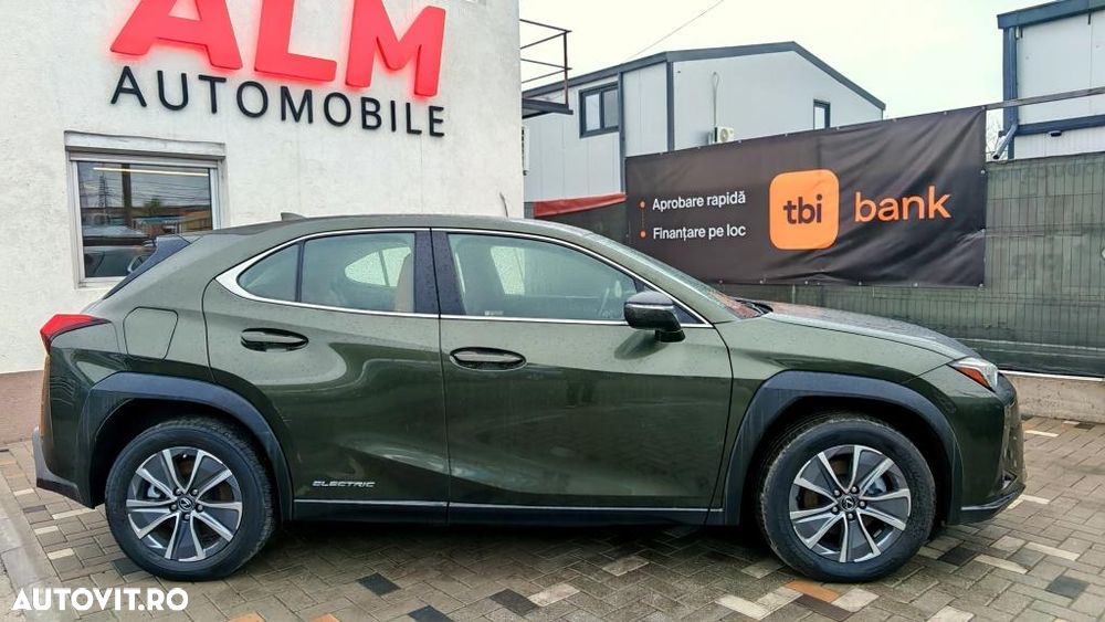 Lexus UX 300e Luxury Line - 8