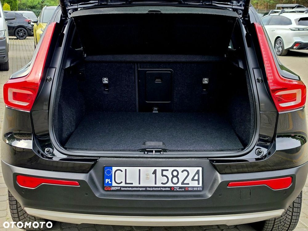 Volvo XC 40 - 24