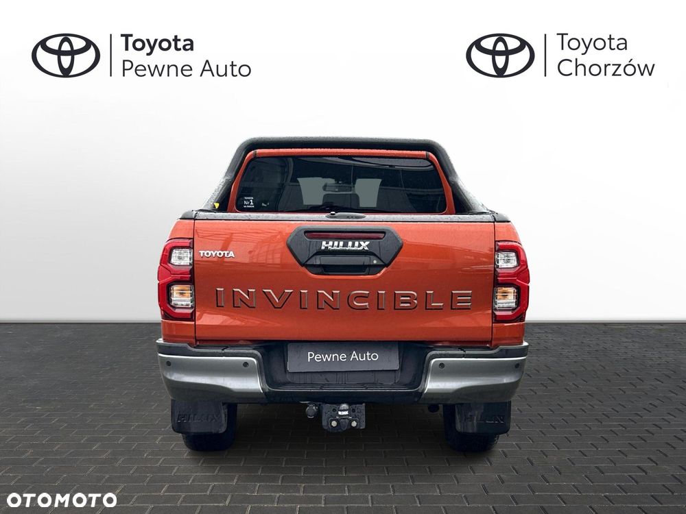 Toyota Hilux 2.8 D-4D Double Cab Invincible 4x4 - 4