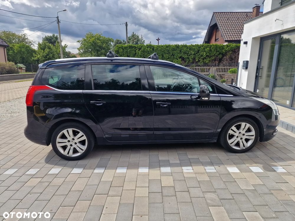 Peugeot 5008 - 15