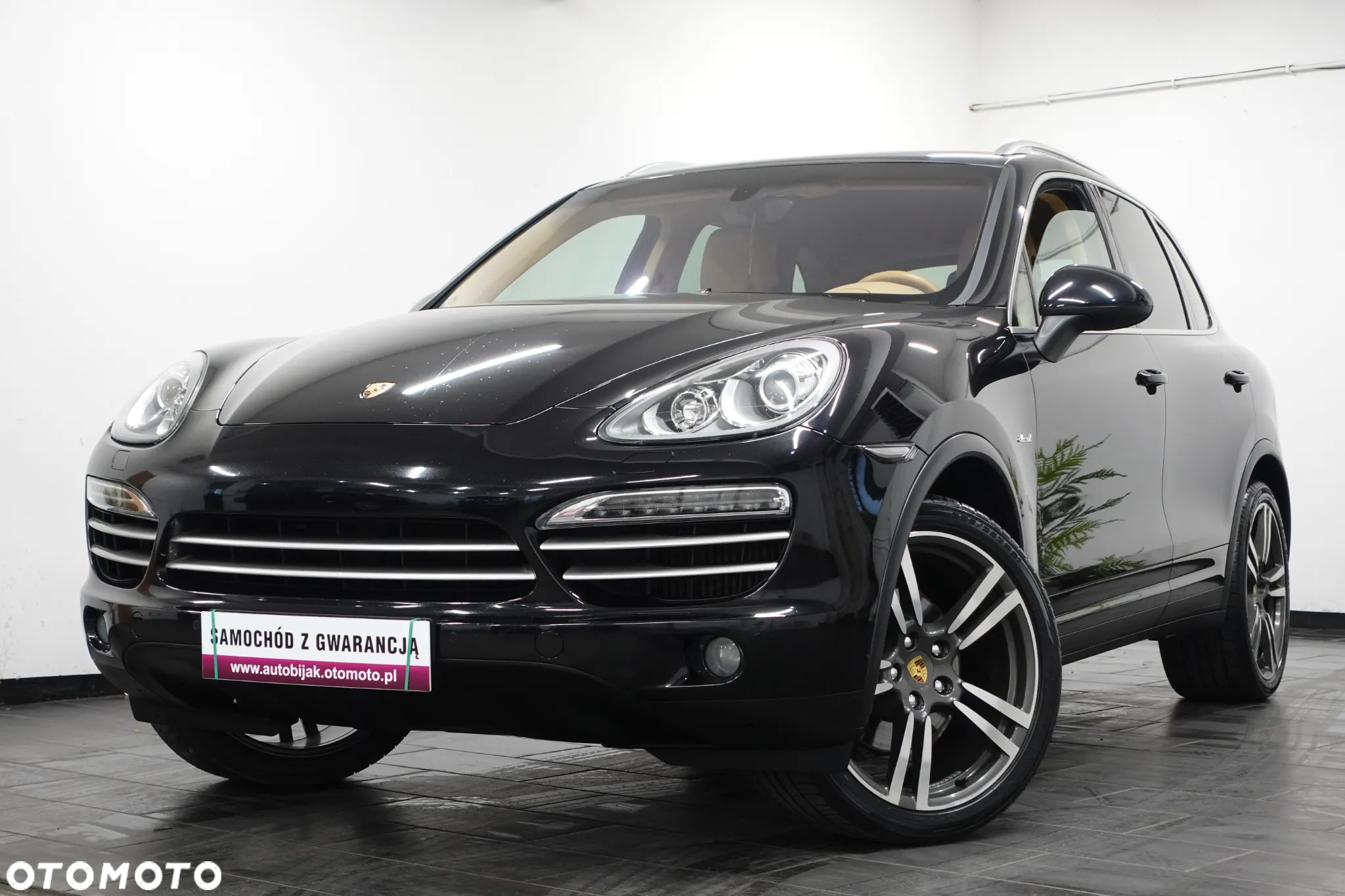 Porsche Cayenne Diesel Platinum Edition - 16
