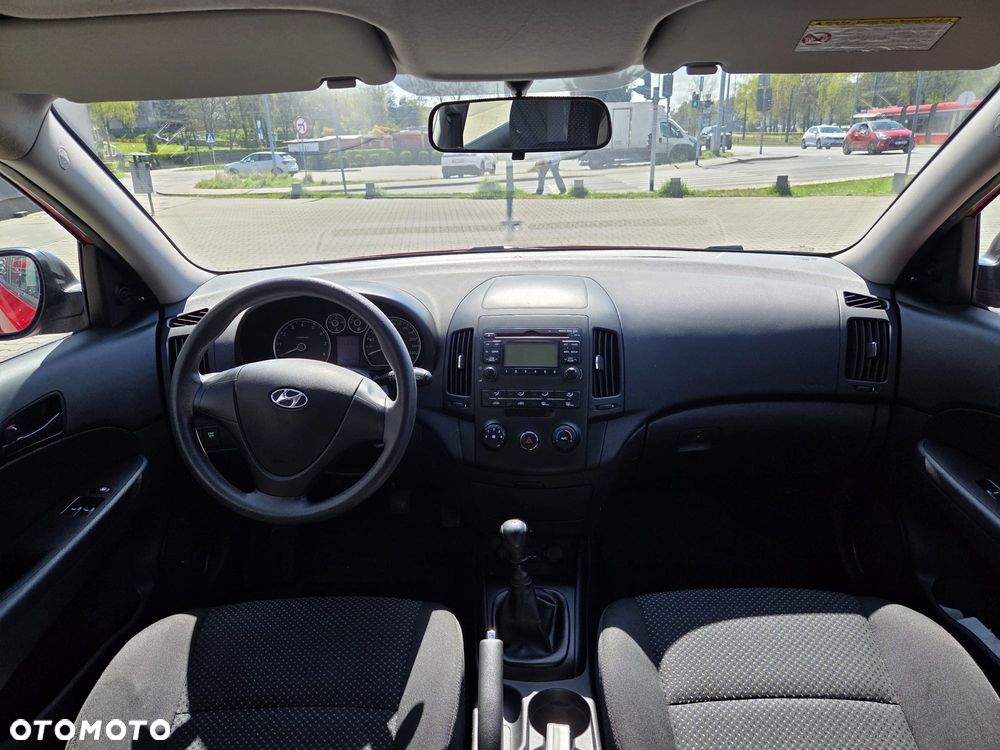 Hyundai i30 1.4 Comfort - 12