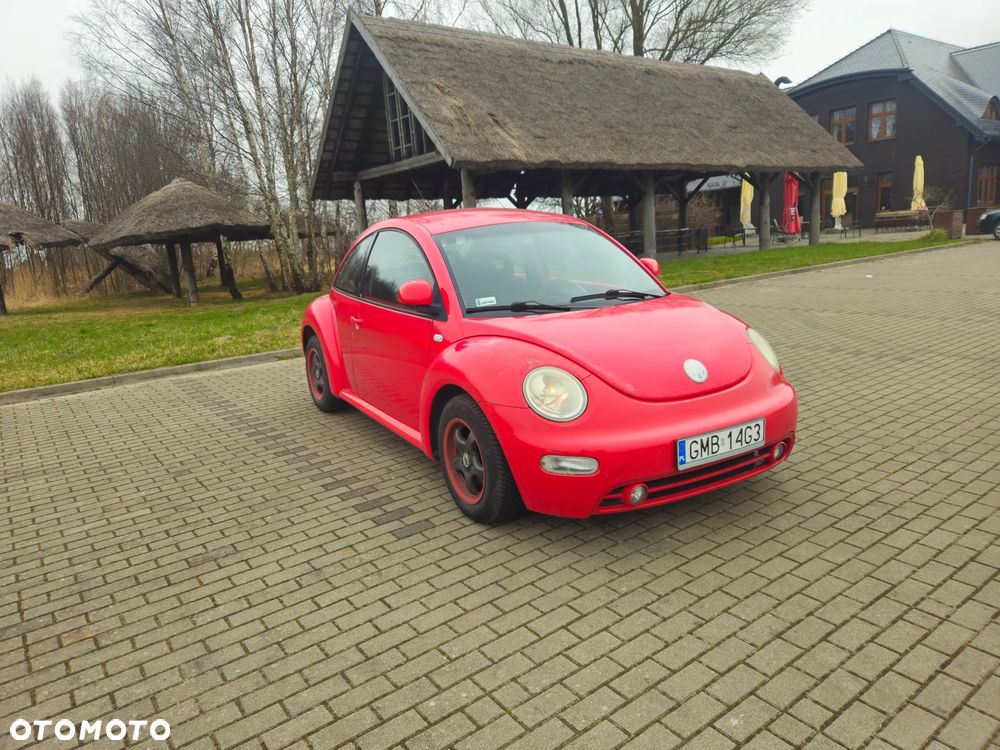 Volkswagen New Beetle - 1