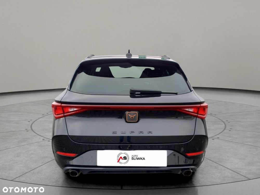 Cupra Leon 2.0 TSI DSG - 4