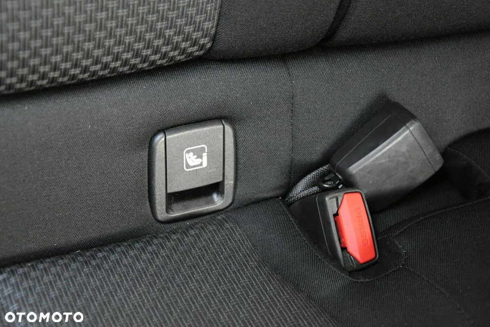 BMW Seria 1 - 26