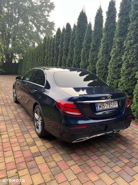 Mercedes-Benz Klasa E 220 d 9G-TRONIC - 3
