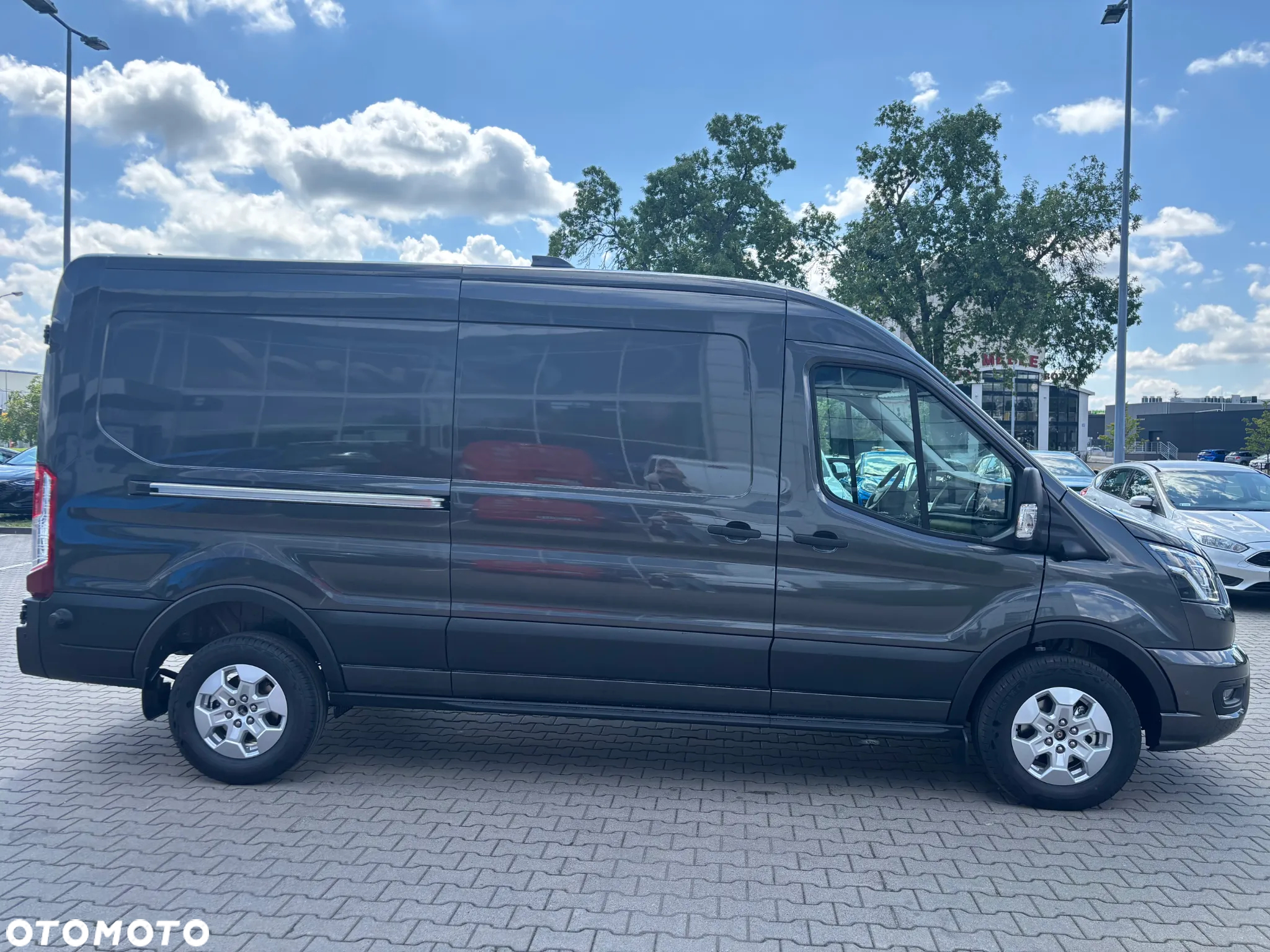 Ford Transit - 10