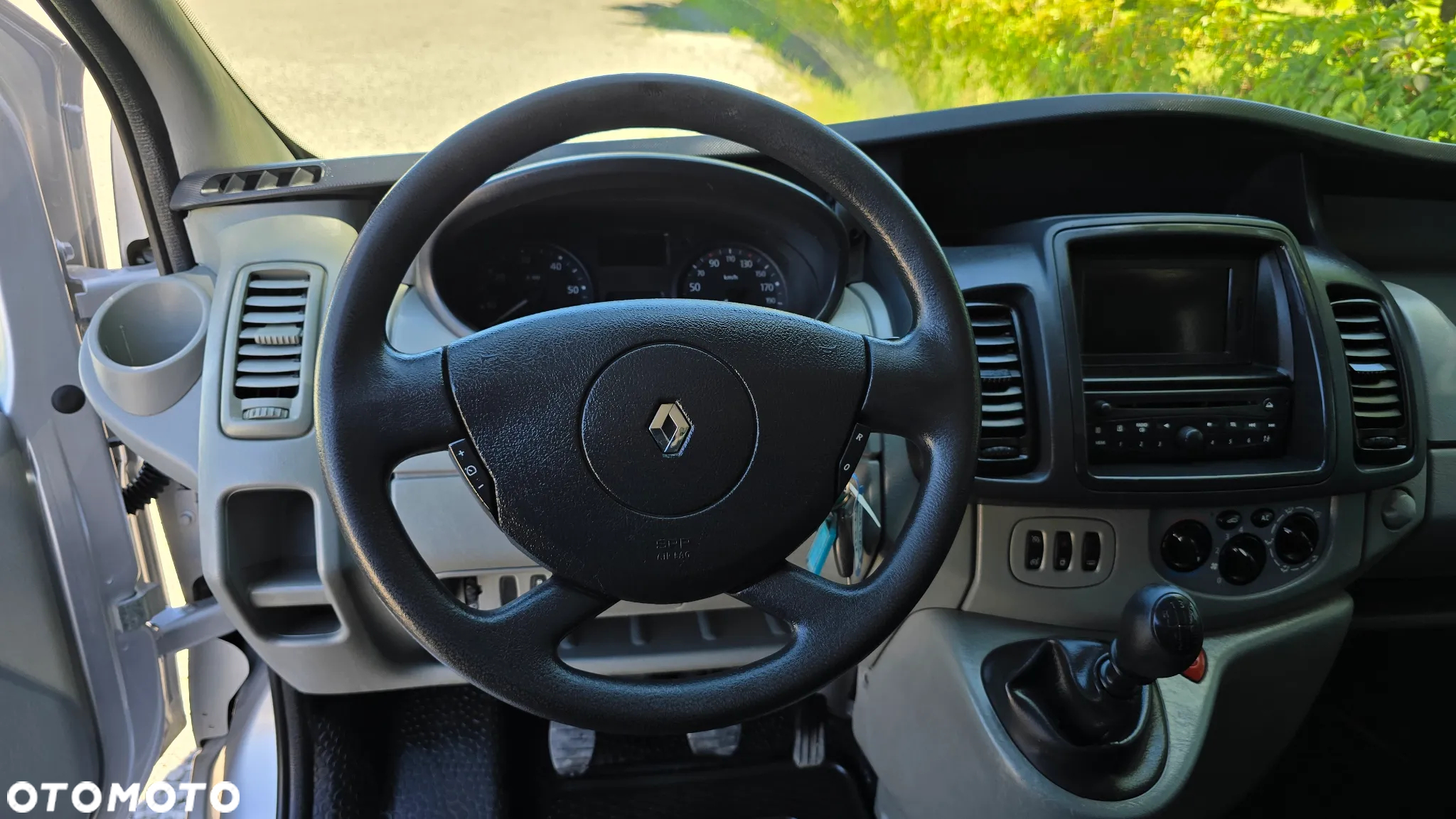 Renault Trafic 2.0 dCi 115 Combi L2H1 - 13