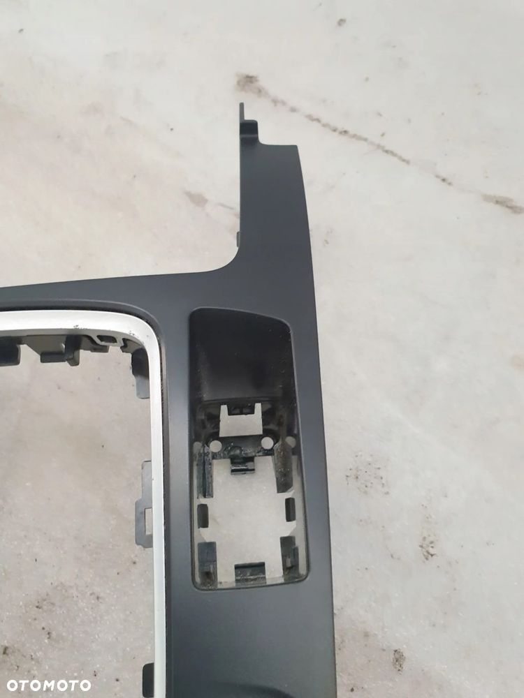 DEKOR TUNELU ŚRODKOWEGO AUDI A4 8K0 8K0864261 - 4