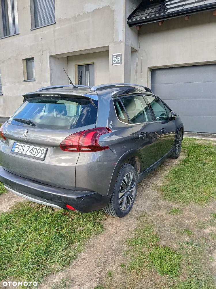 Peugeot 2008 PureTech 82 Allure - 4