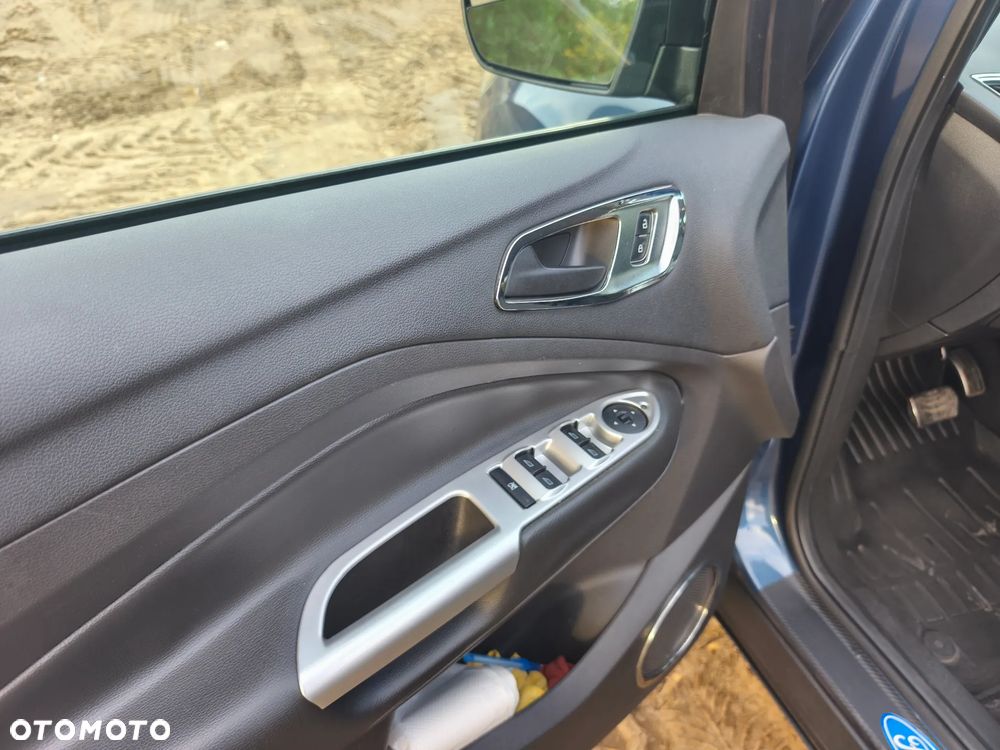 Ford Escape - 9