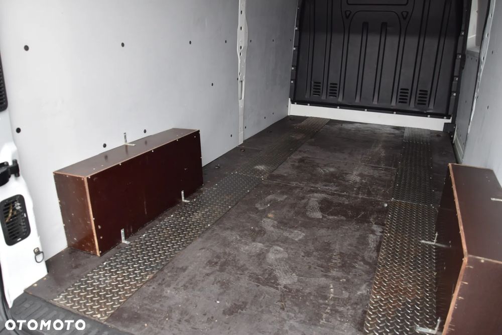 Renault MASTER / L3H2 / 2.3 - 150 KM / 3 OSOBY / DOSTAWCZE / BLASZAK / DUŻY WYŚWIETLACZ / KLIMA / TEMPOMAT / KAMERA COFANIA / HAK / SPROWADZONY - 19