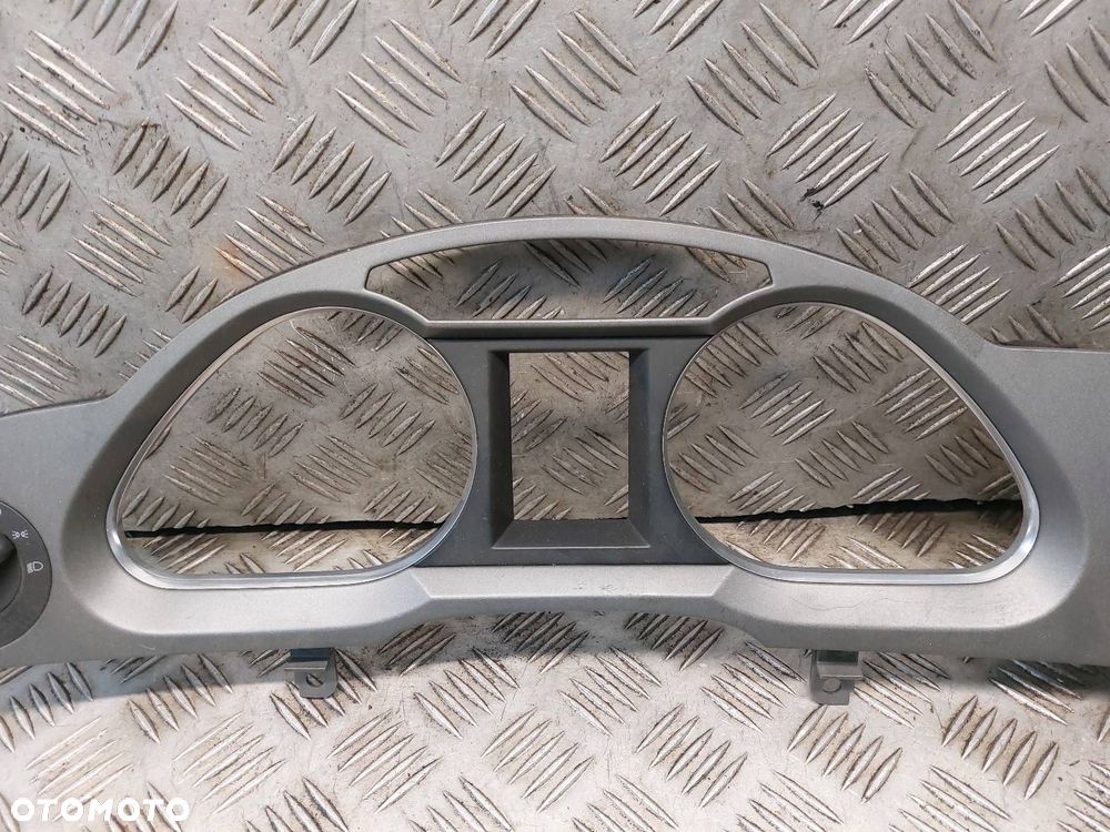 RAMKA LICZNIKA  AUDI A6 C6 4F1941531D 4F1857115D 4F1927227A 4F0927123A - 3