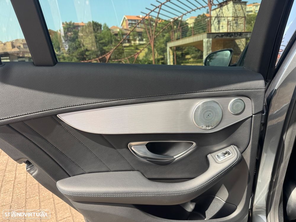 Mercedes-Benz C 220 d AMG Line - 22