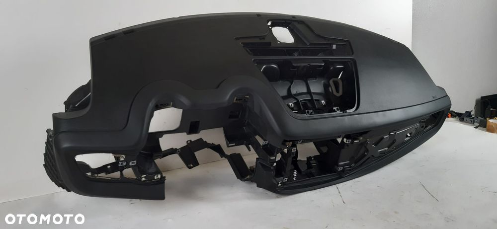 ALFA ROMEO GIULIETTA DESKA ROZDZIELCZA - 4