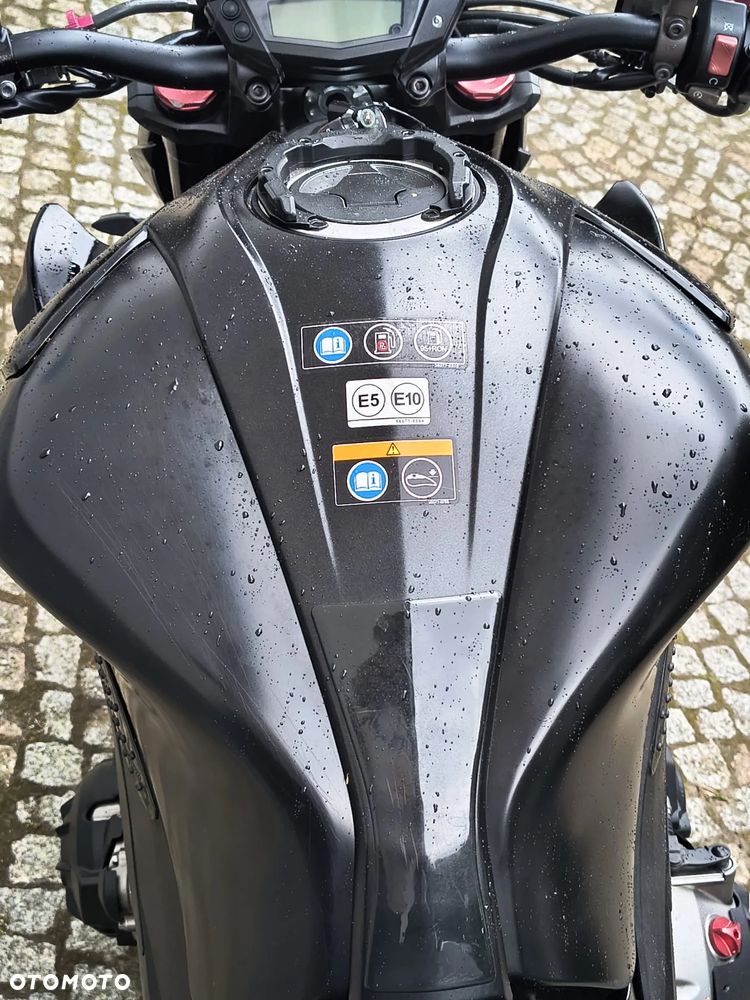 Kawasaki Ninja 1000 SX - 29