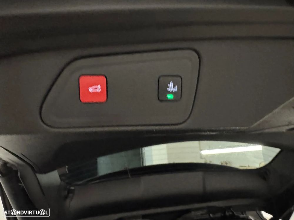 Peugeot 3008 1.5 BlueHDi GT EAT8 - 16
