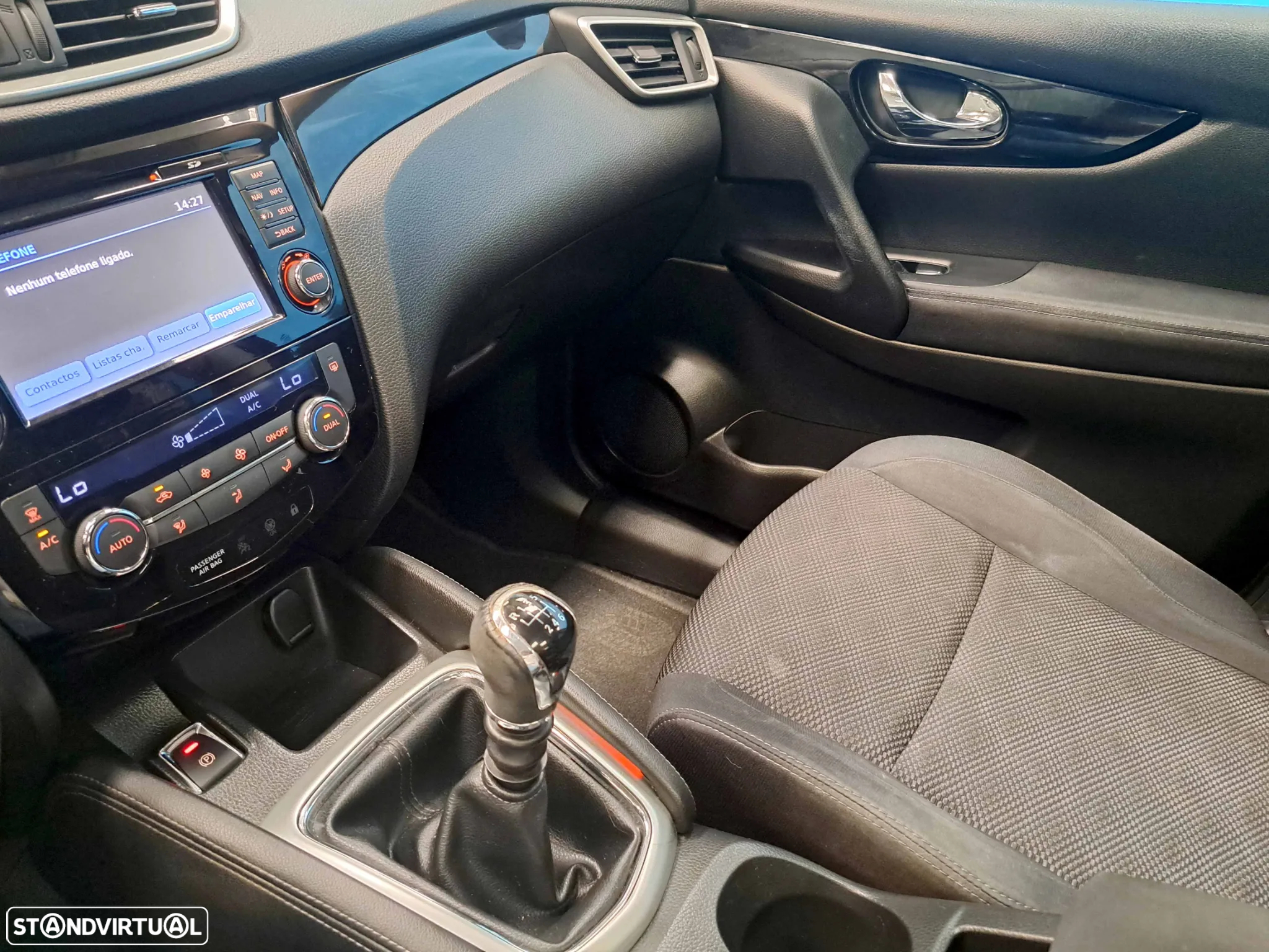 Nissan Qashqai 1.2 DIG-T N-Connecta - 18