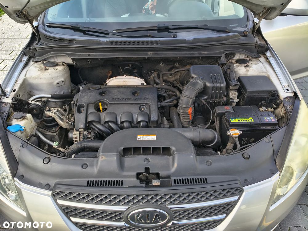 Kia Ceed 2007 photo 2