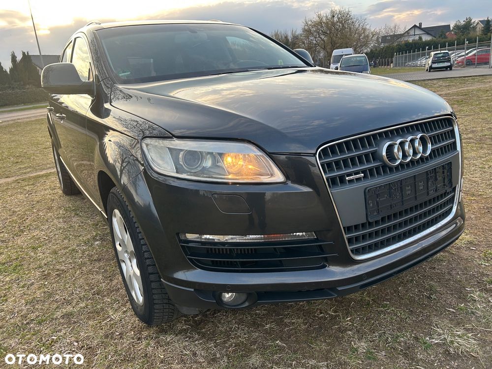 Audi Q7 - 12