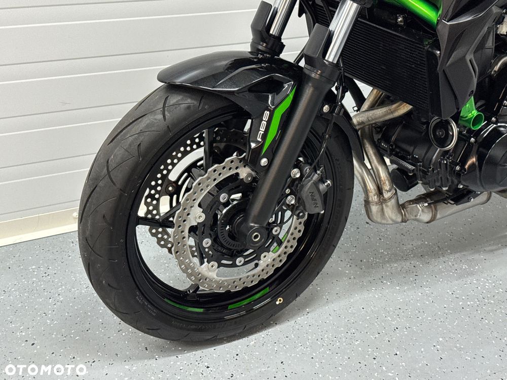 Kawasaki Z - 28