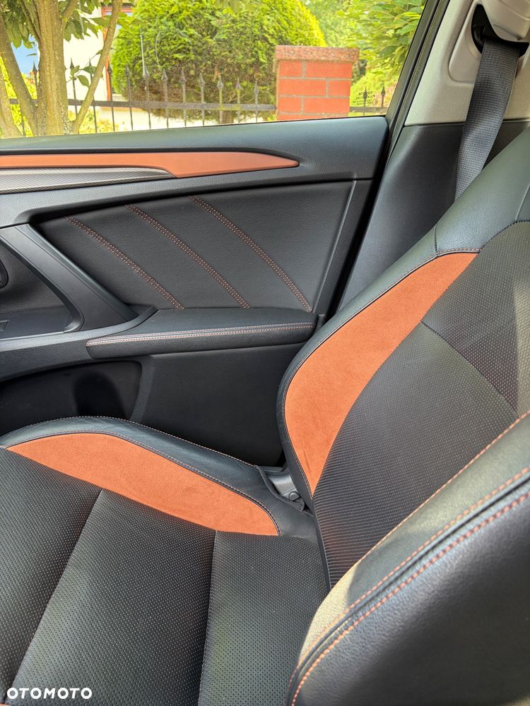 Toyota Avensis 2.0 D-4D Prestige - 6