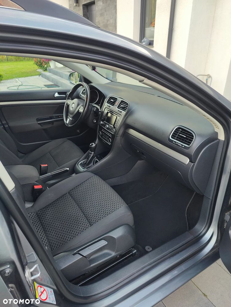 Volkswagen Golf 1.6 TDI Comfortline - 4