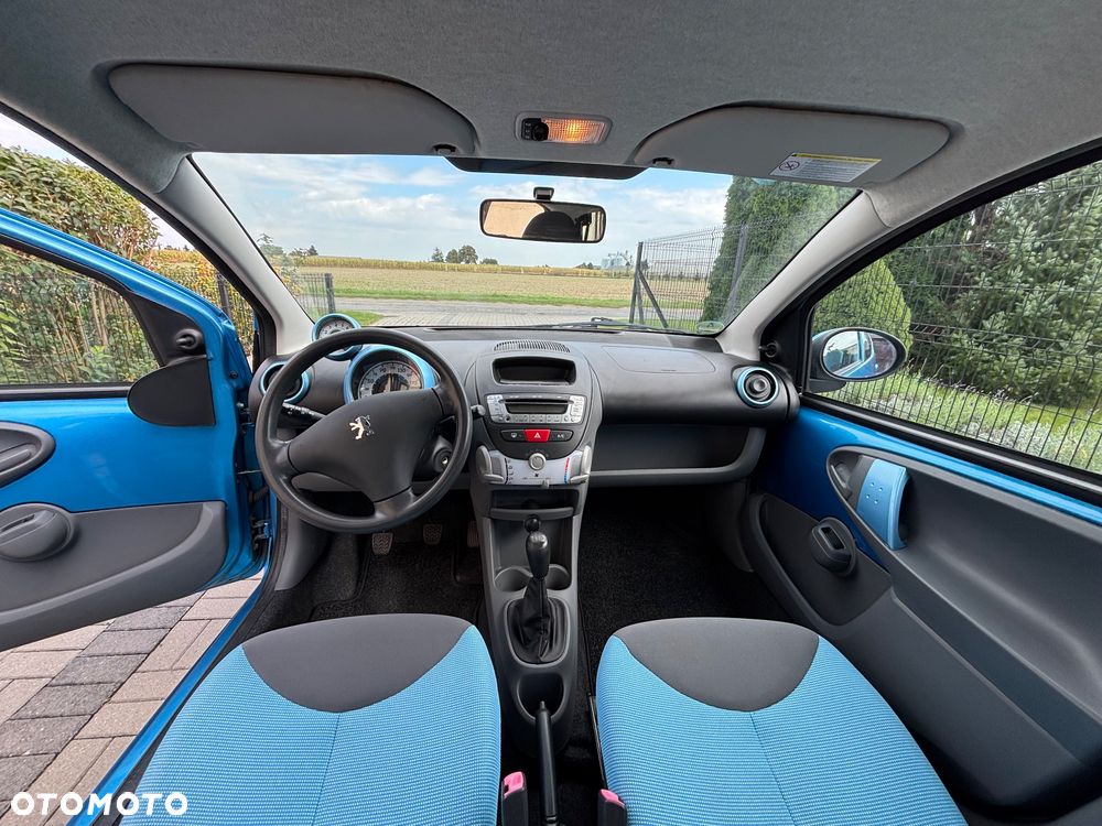 Peugeot 107 1.0 Trendy - 21