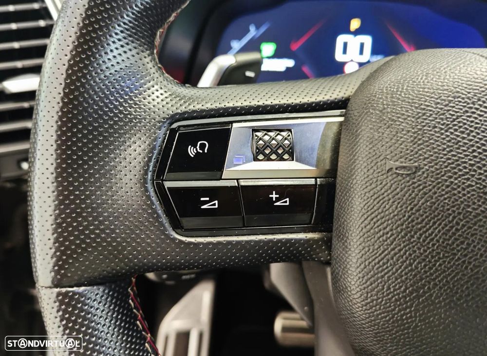 DS DS7 Crossback BlueHDI 130 Aut. Performance Line + - 28