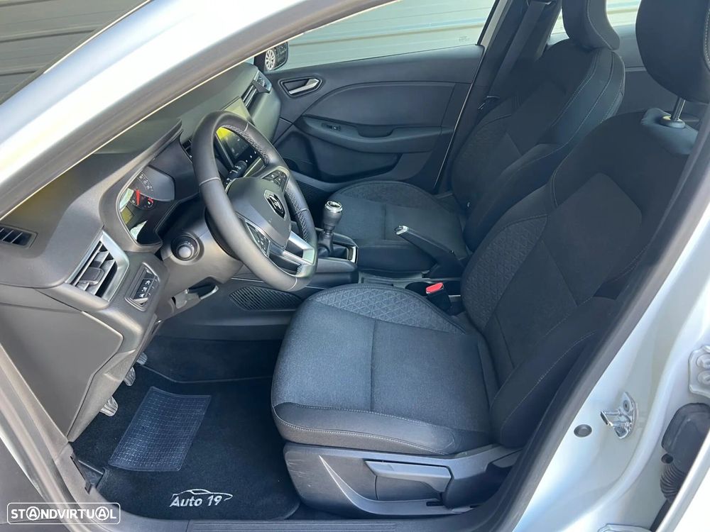 Renault Clio 1.0 TCe Exclusive - 23