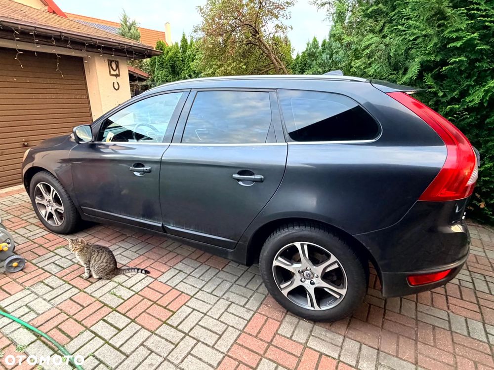 Volvo XC 60 T6 AWD Momentum - 1