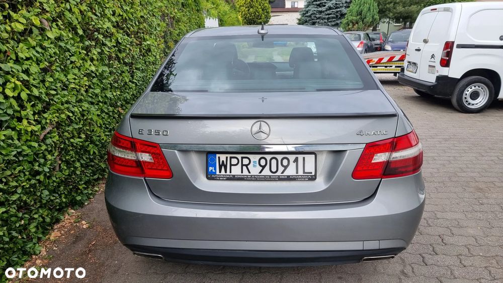 Mercedes-Benz Klasa E - 30
