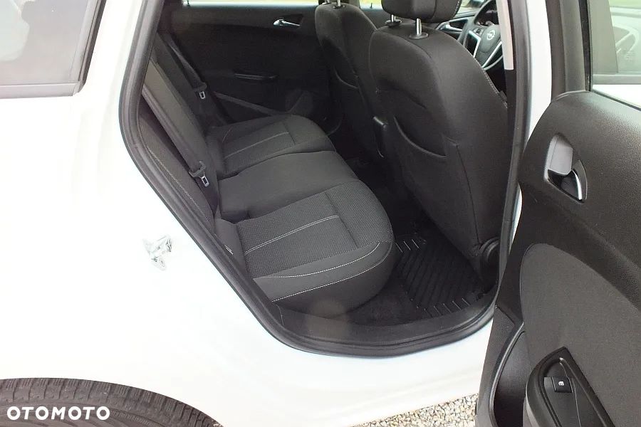 Opel Astra 1.7 CDTI Cosmo S&S - 32