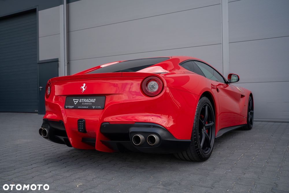 Ferrari F12berlinetta - 5