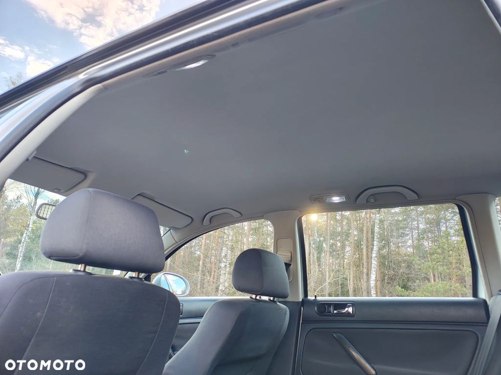Volkswagen Passat - 13