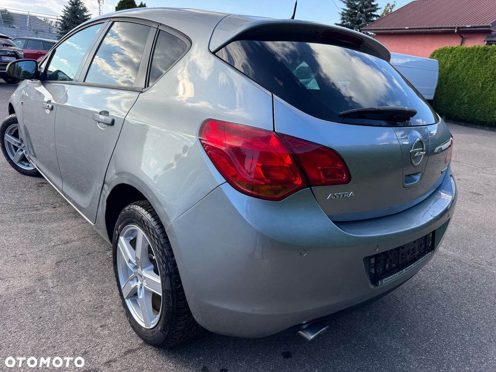 Opel Astra 1.4 Turbo ecoFLEX Start/Stop 150 Jahre - 23