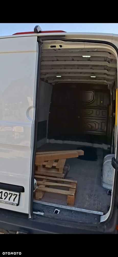 Volkswagen Crafter - 10
