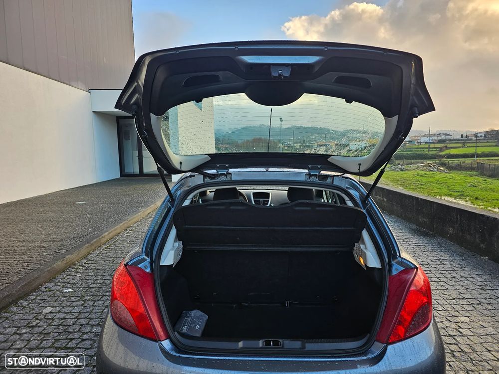 Peugeot 207 1.6 HDi Sport - 19