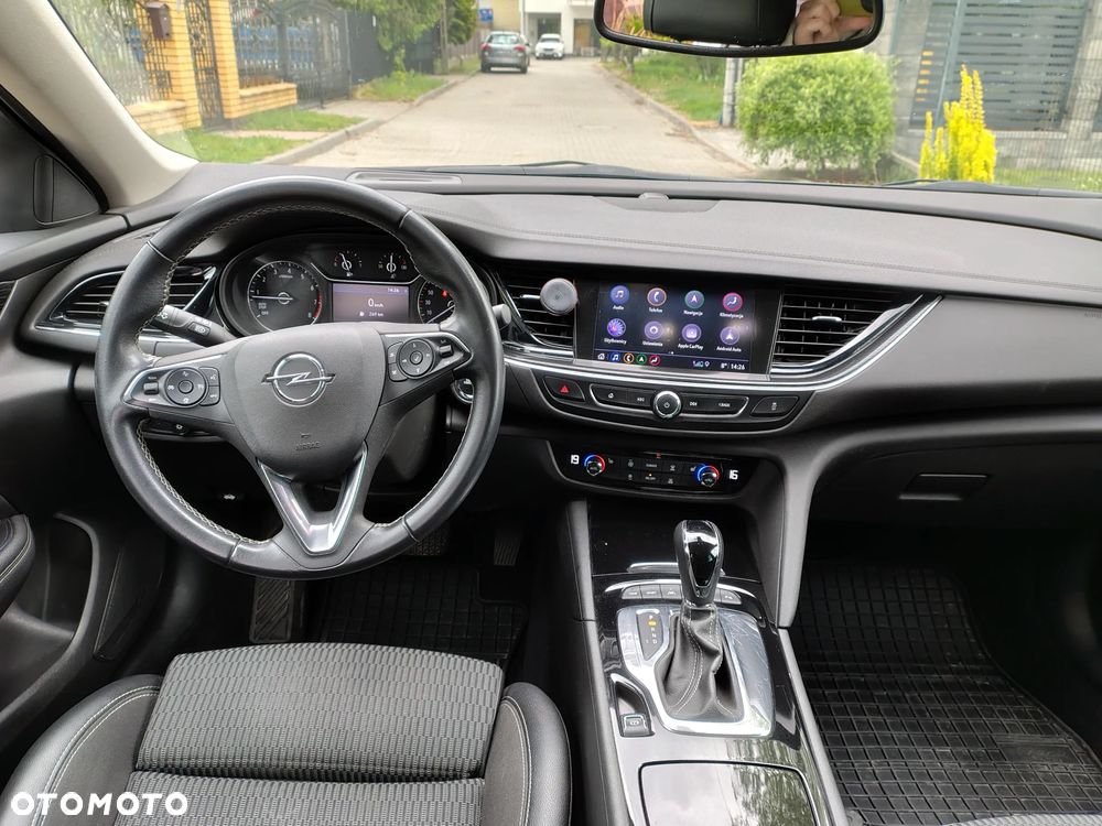 Opel Insignia 1.6 T Innovation S&S - 10