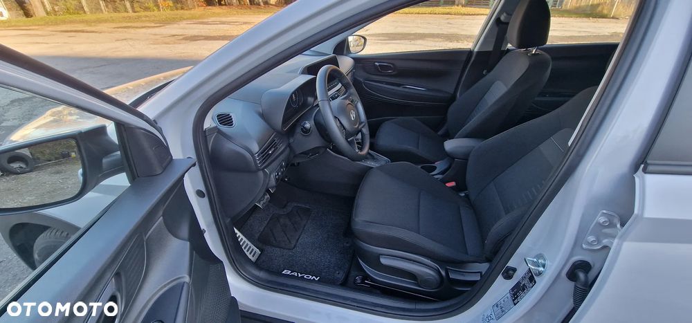 Hyundai Bayon 1.0 T-GDI DCT Trend - 17