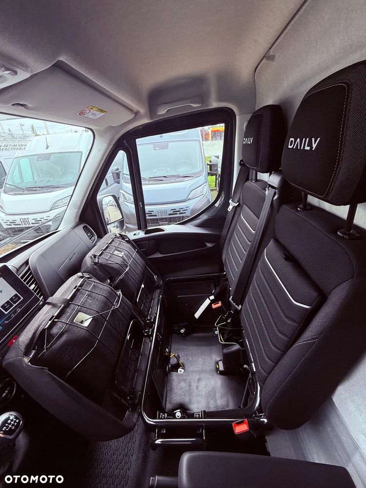 Iveco Daily Furgon 35S18HV MAXI - OD RĘKI - PROMOCJA - 23