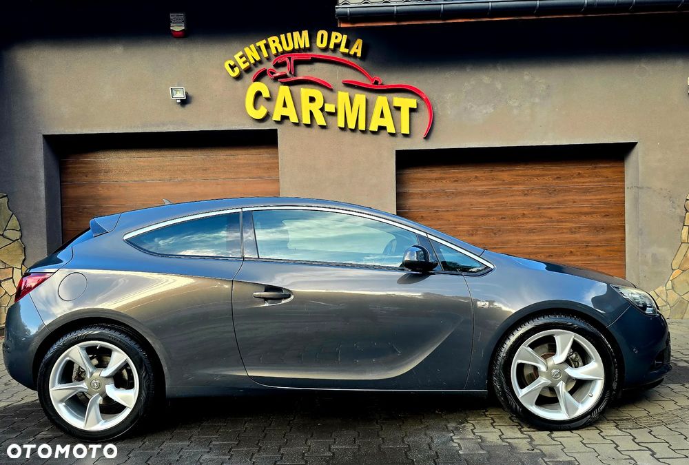 Opel Astra 2013 photo 5