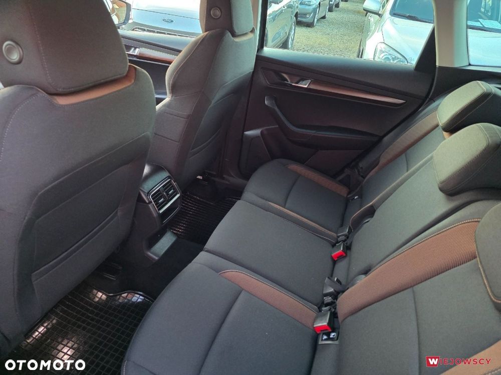 Skoda Karoq 2.0 TDI SCR 4x4 Scout DSG - 18