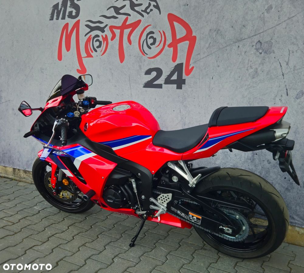 Honda CBR - 6