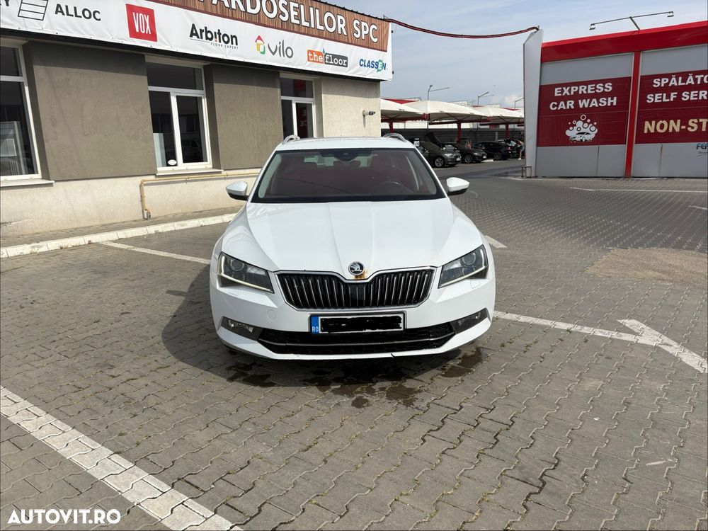 Skoda Superb 2.0 TDI DSG Style - 27
