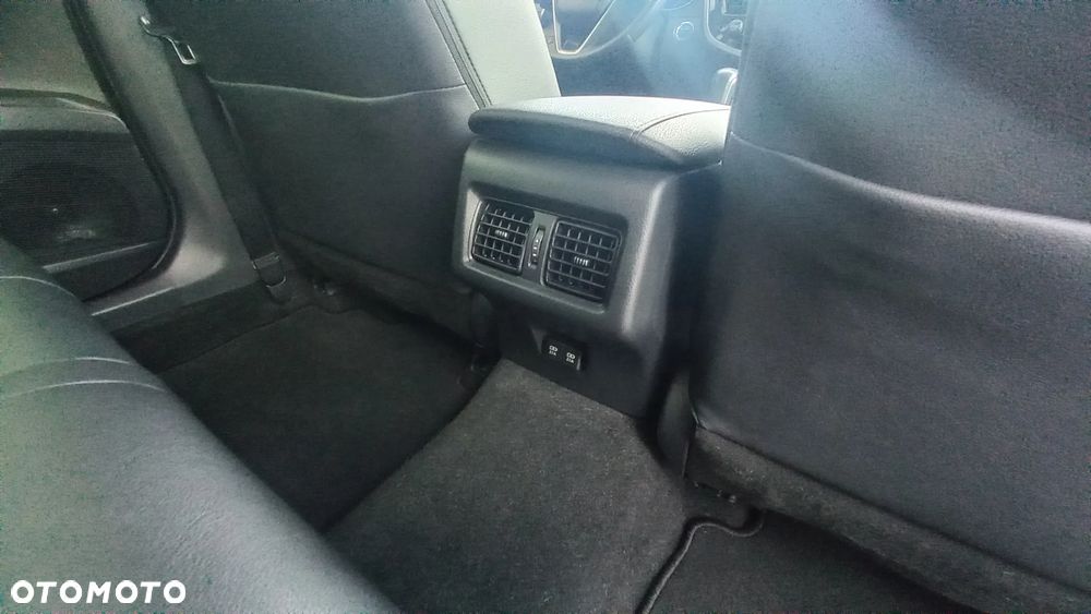 Toyota Camry 2.5 Hybrid Executive CVT - 20