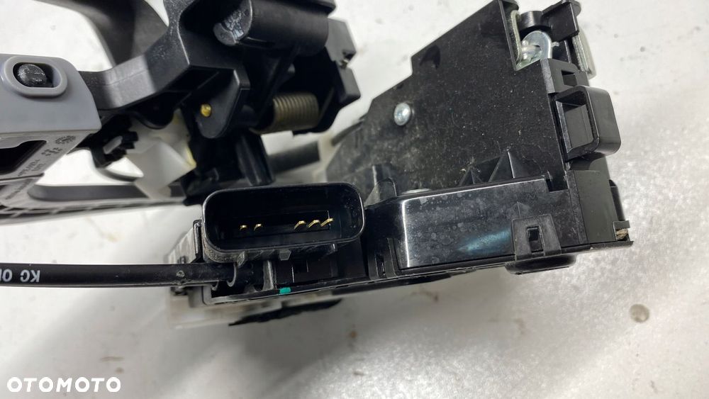 HYUNDAI TUCSON II ZAMEK DRZWI LEWY TYŁ TYLNY 15-21 81410-D7510 - 6